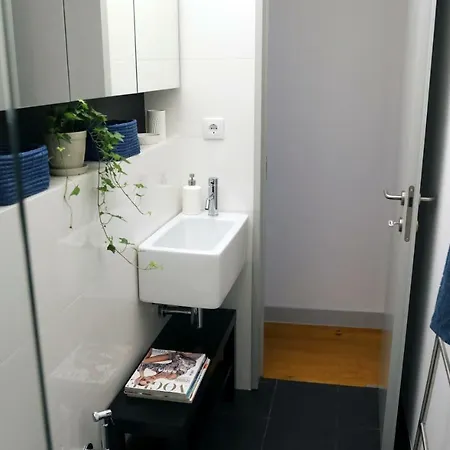 Apartment Santo Amaro's House Lisbon