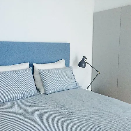 Santo Amaro's House * Lizbona